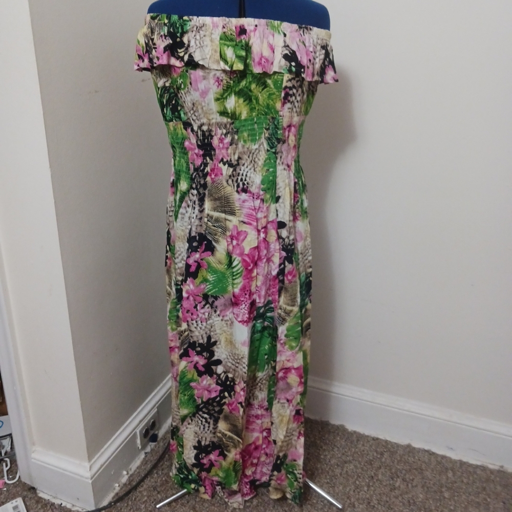 Love Chelsea Maxi dress 2X Big Print Flower Jungle Smocked Strapless Print